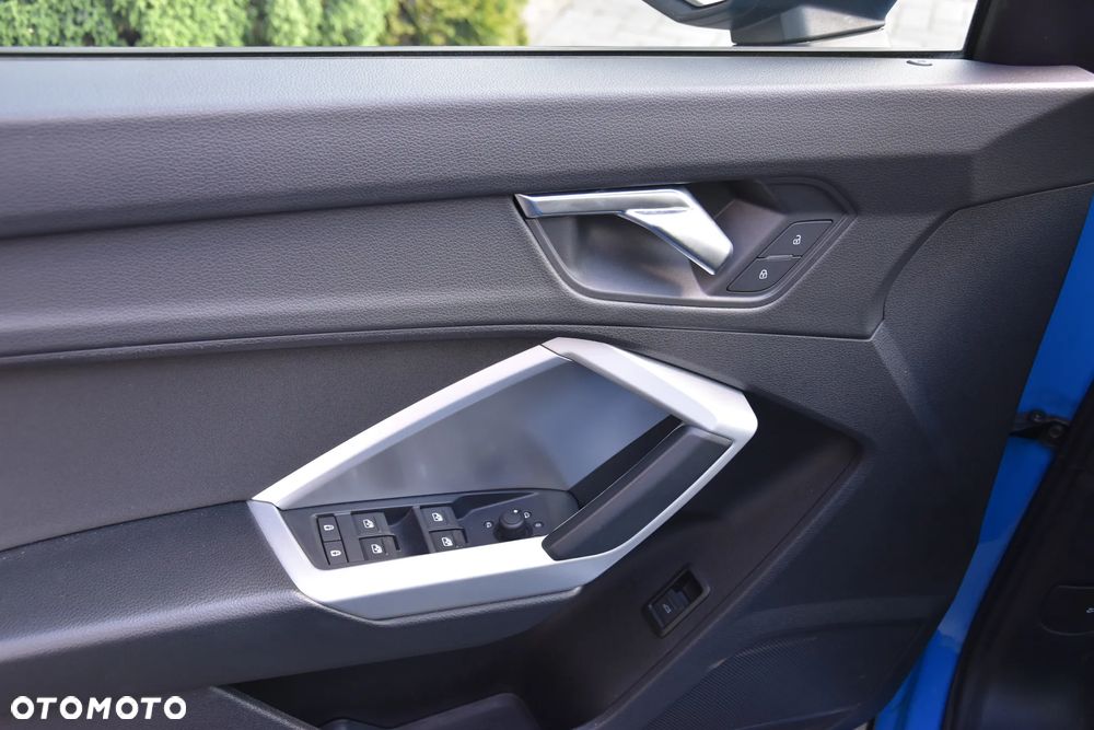 Audi Q3 2.0 TDI S tronic - 21