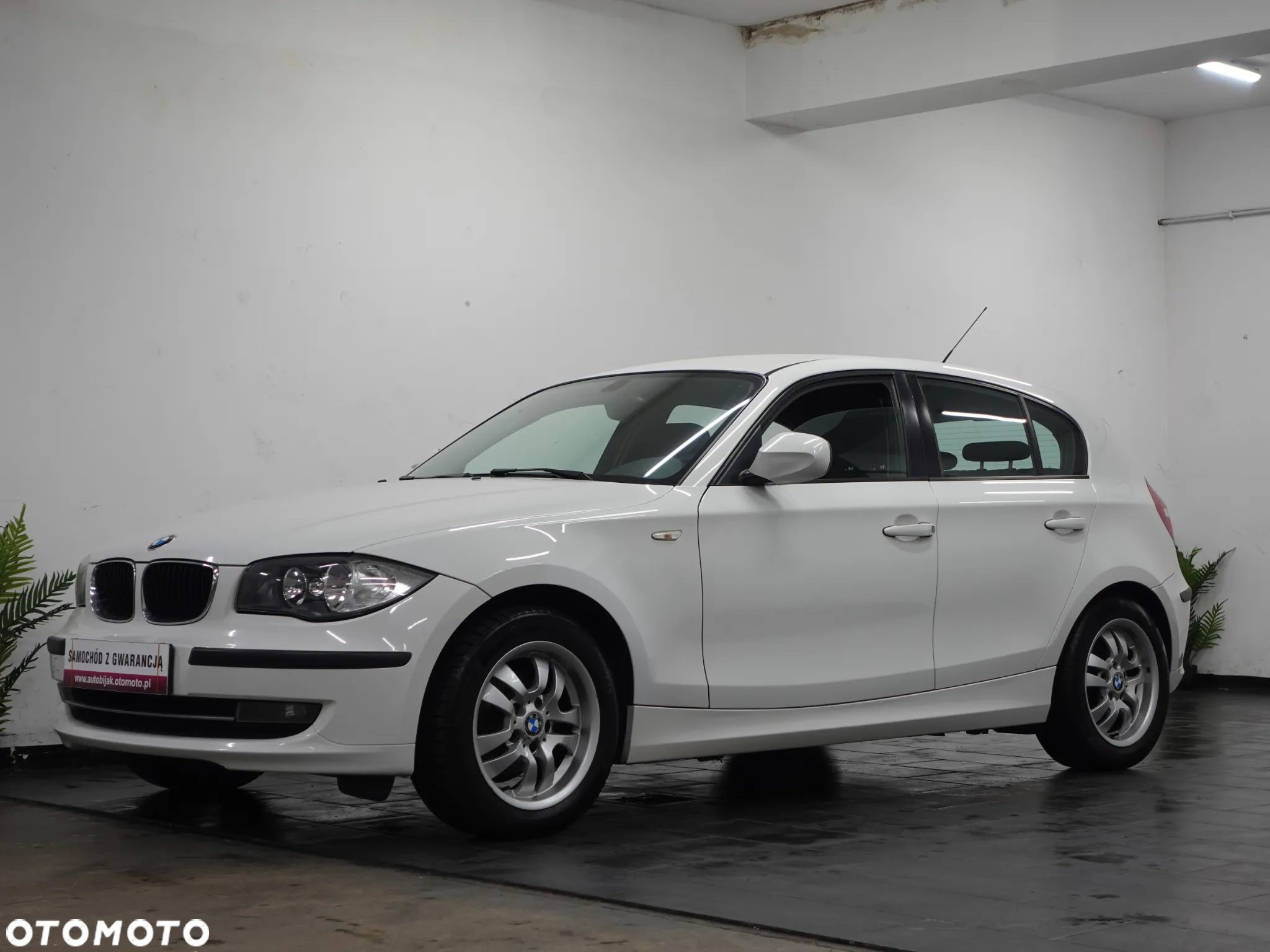 BMW Seria 1 116i - 4