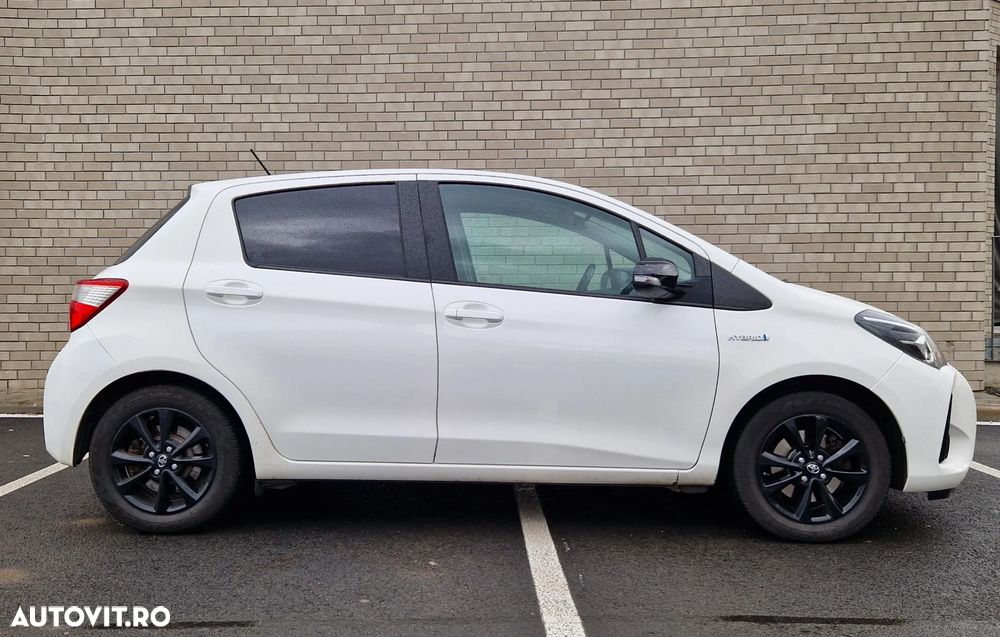 Toyota Yaris - 8