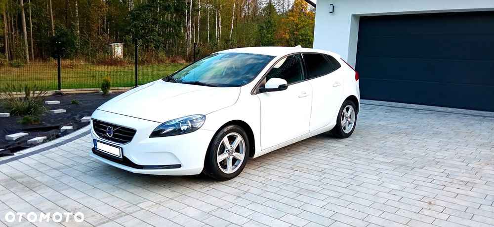 Volvo V40 - 2