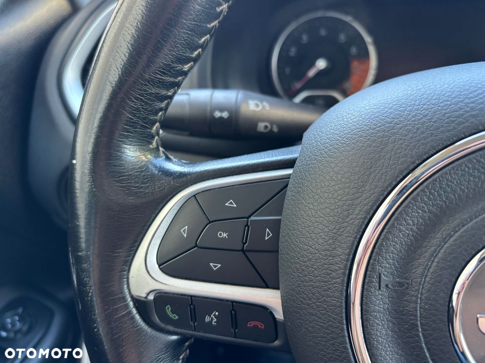 Jeep Renegade - 28