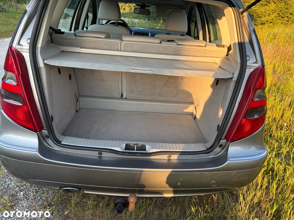 Mercedes-Benz Klasa A 180 CDI Autotronic Avantgarde - 12