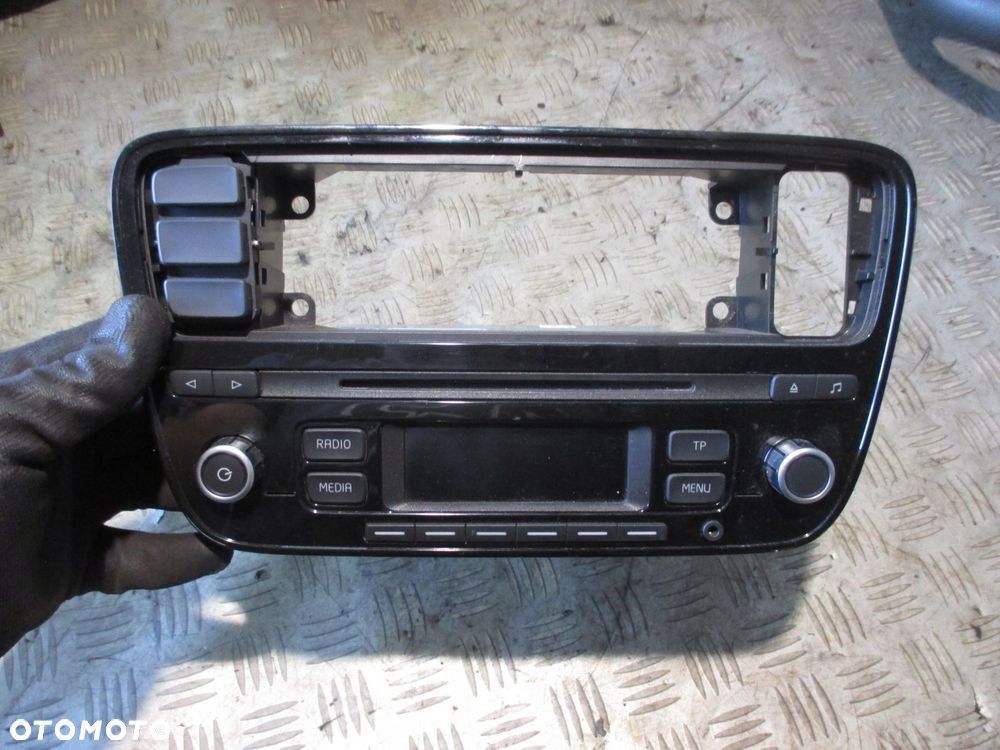 RADIO RCD 215 1S0035156 VW UP 11- - 1