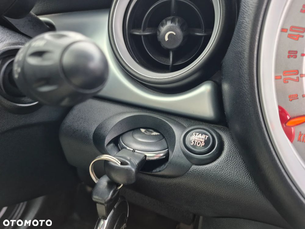 MINI Cooper Bayswater - 34