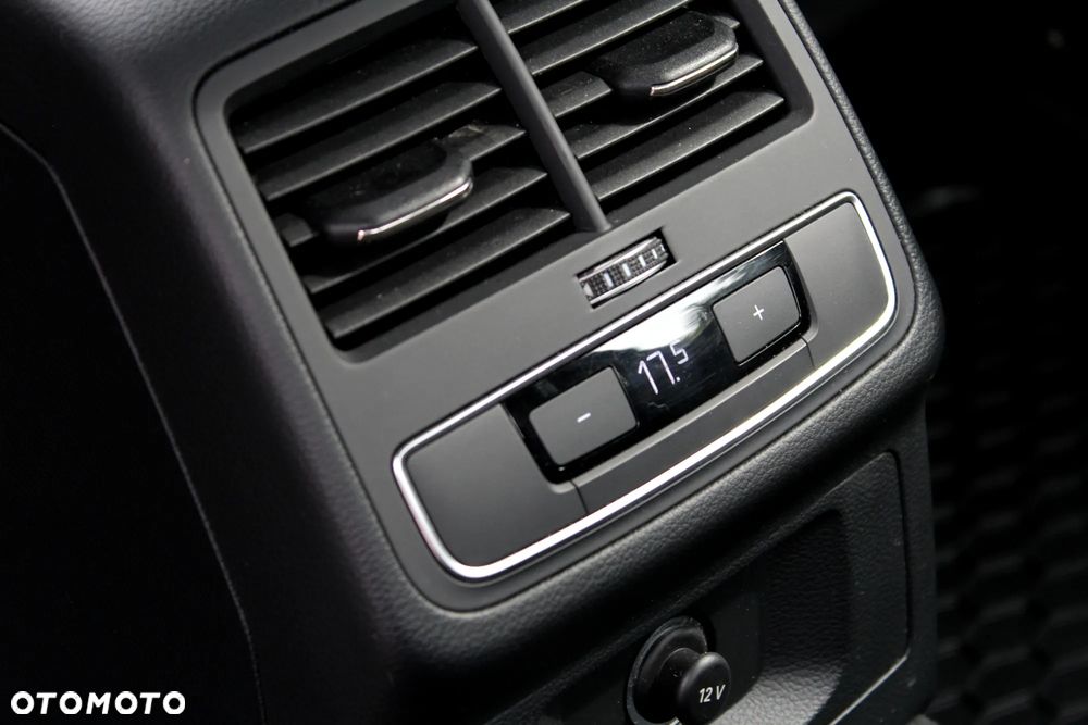 Audi A4 Limousine 35 TFSI mHEV Advanced S tronic - 16