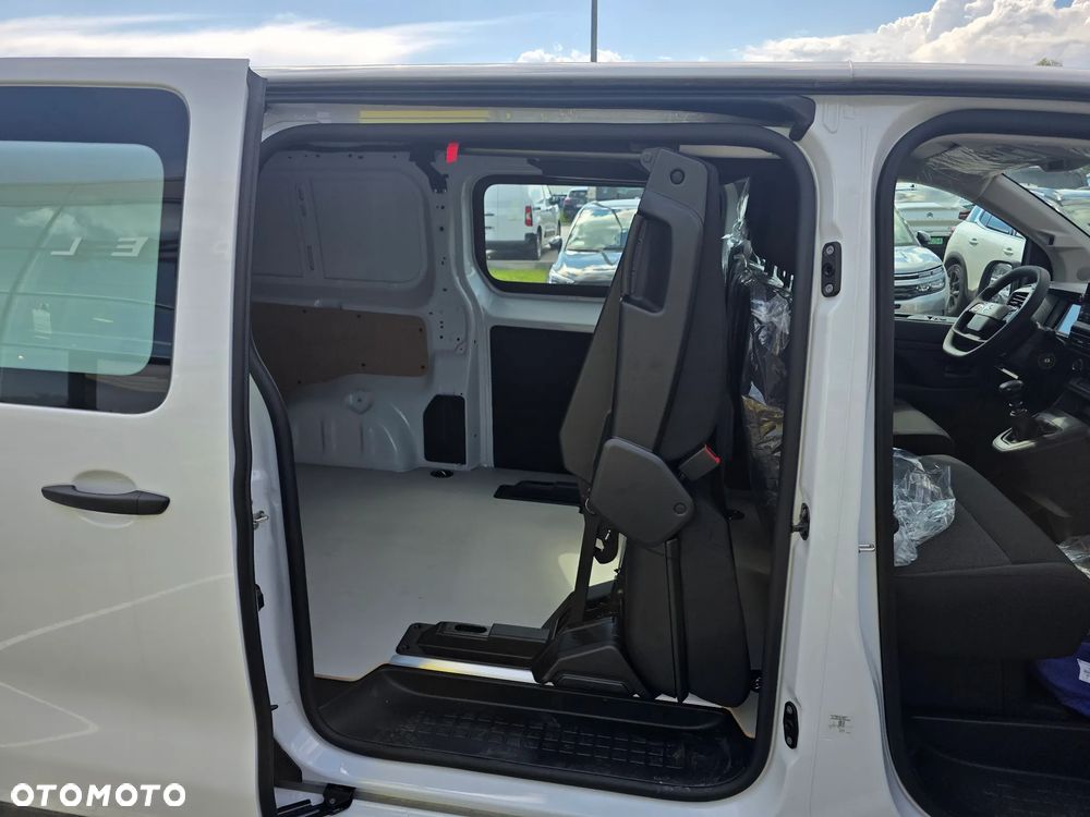 Opel Vivaro - 10