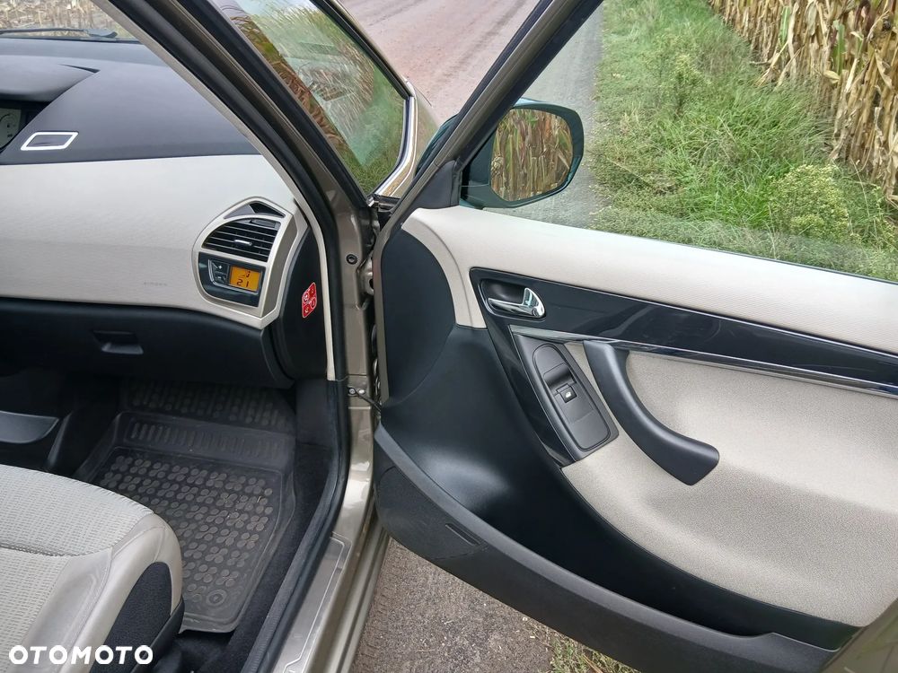 Citroën C4 Picasso 2.0 HDi Exclusive MCP - 20