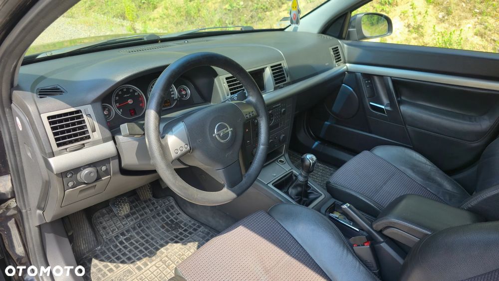 Opel Signum 2.0 T - 10