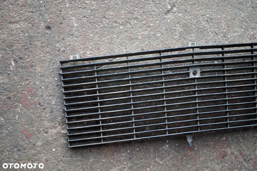GRILL PRZEDNI ATRAPA CHŁODNICY 125P MR83   FSO 1983-1991 - 2