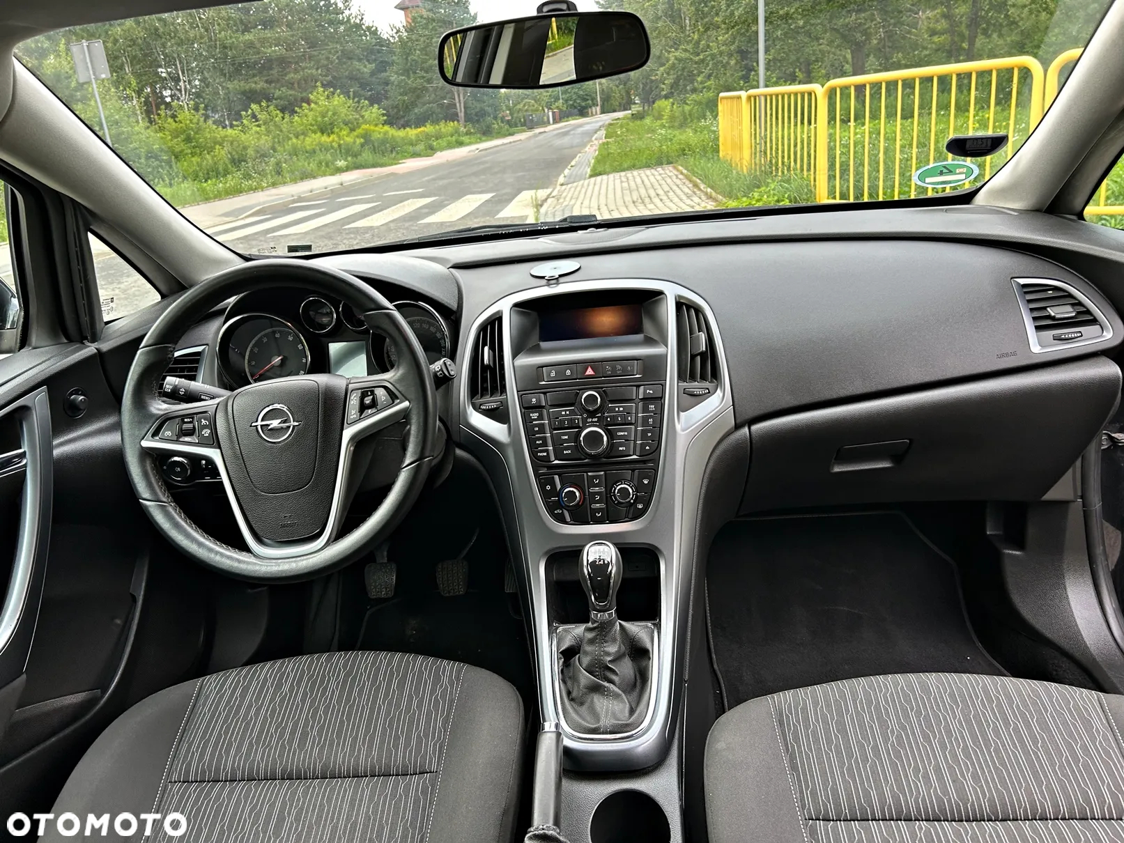 Opel Astra IV 1.4 T Active - 3