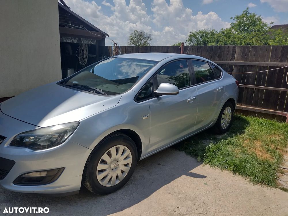 Opel Astra 1.6 CDTI Start/Stop Drive - 2