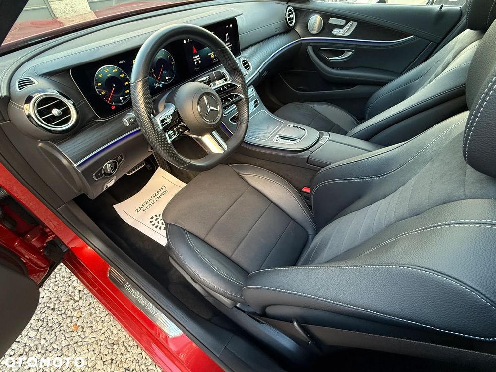 Mercedes-Benz Klasa E - 28