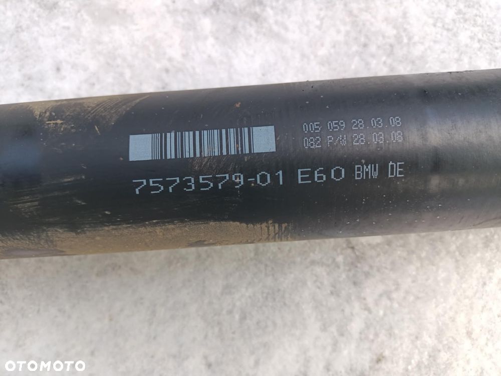Wał napędowy długi BMW E60 E61 525i 523i N52 N53 manual 7573579 - 2