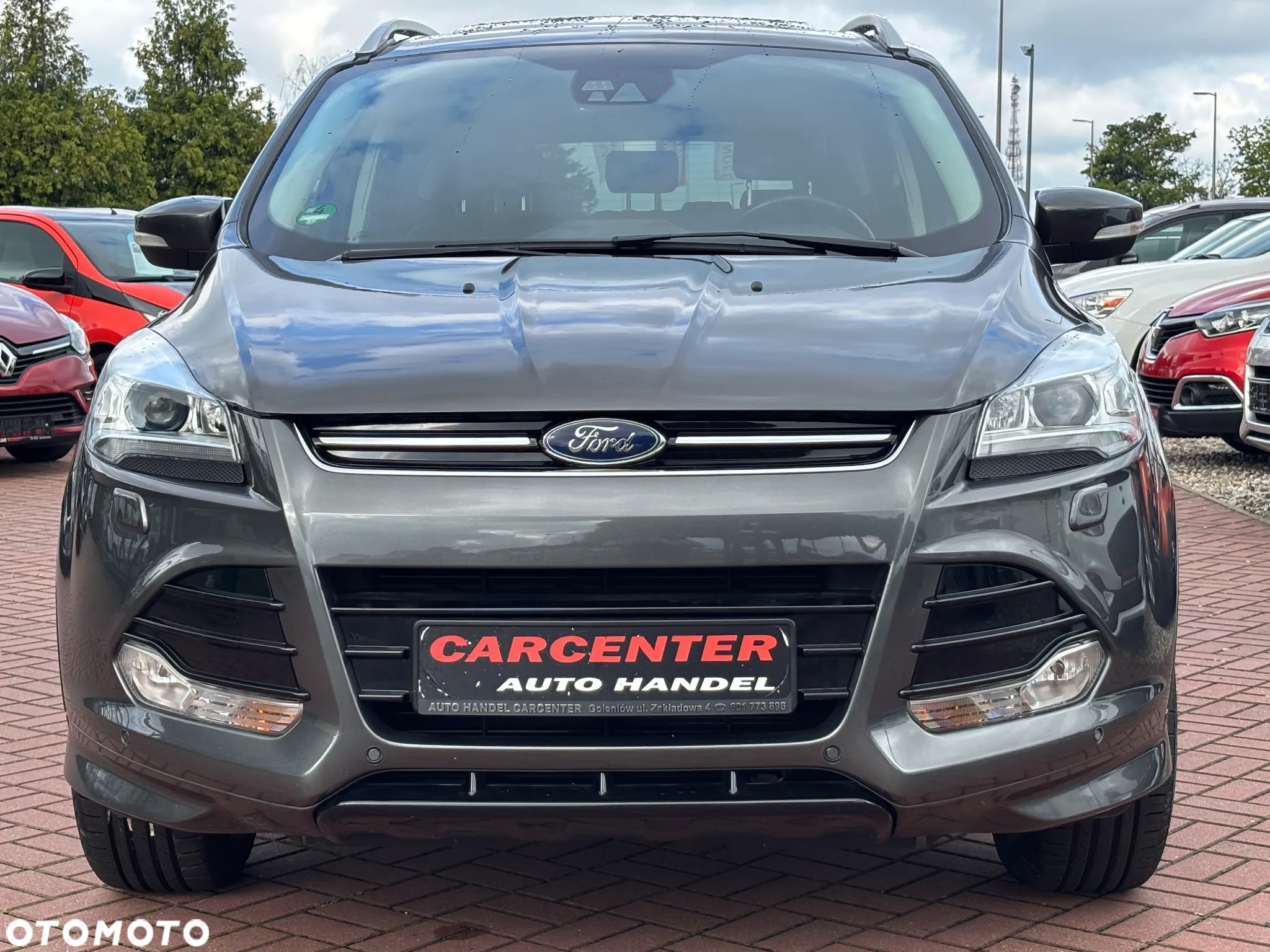 Ford Kuga 1.5 EcoBoost 2x4 Titanium - 3