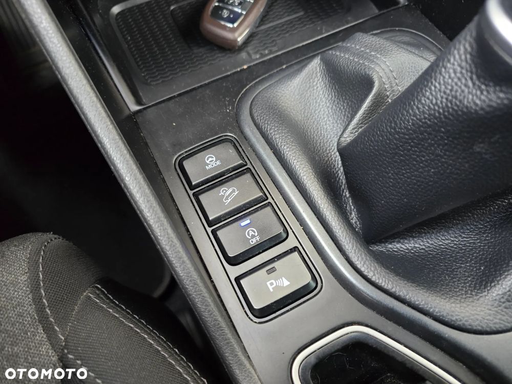 Hyundai Tucson 1.6 GDI BlueDrive Style 2WD - 33