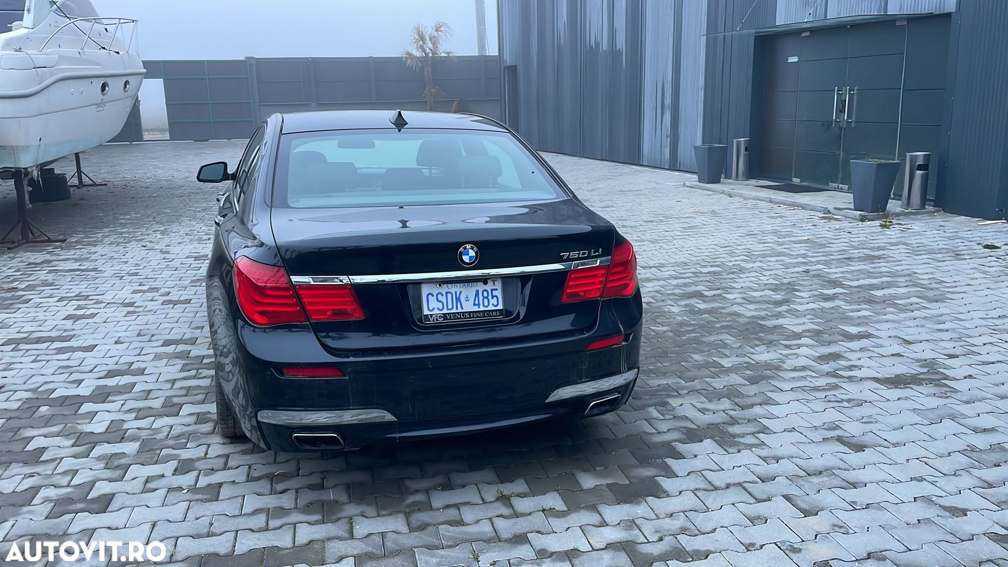 BMW Seria 7 750Li xDrive - 4