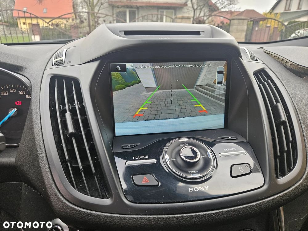 Ford Kuga 2.0 TDCi 4x4 SYNC - 28