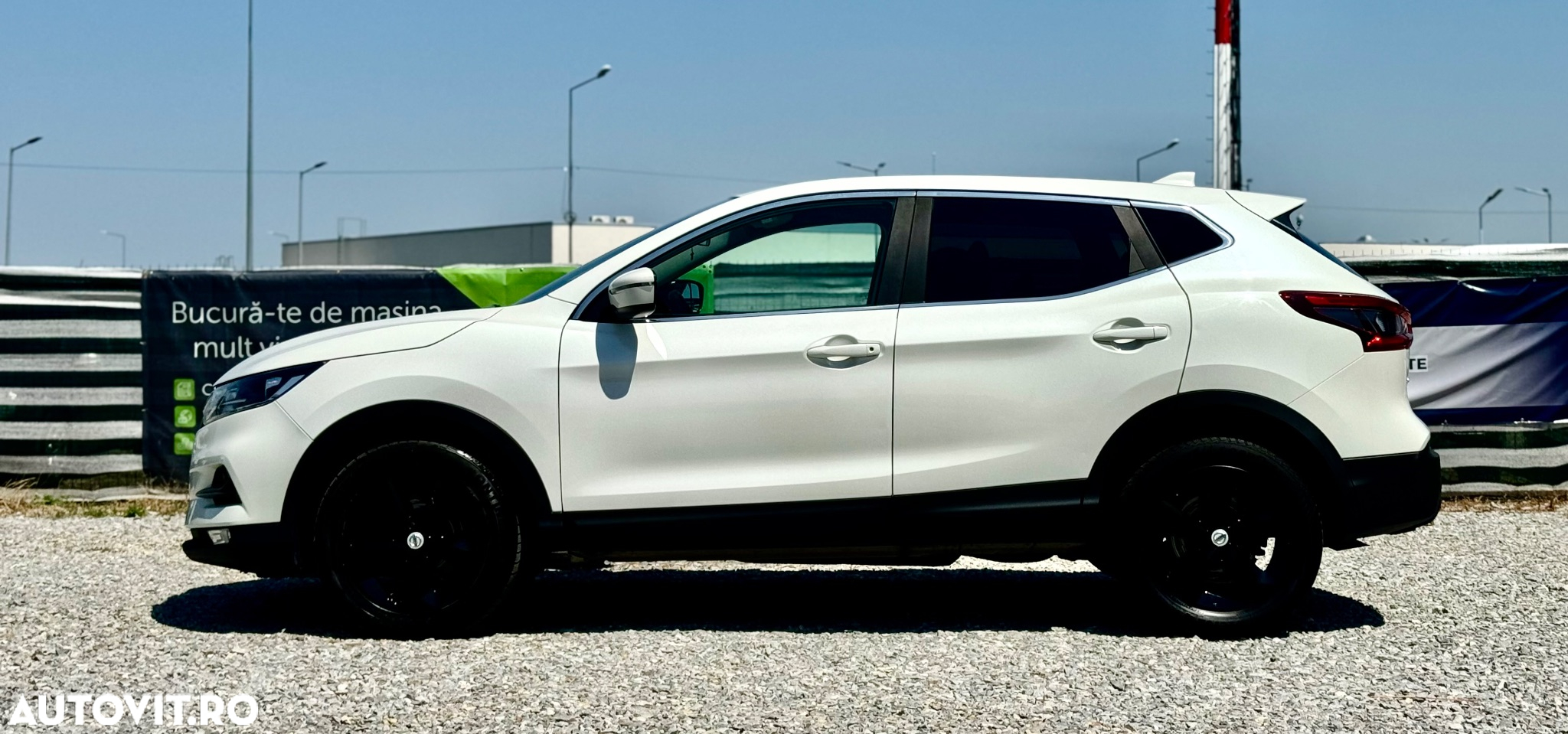 Nissan Qashqai 1.6 DCI Xtronic ACENTA - 3