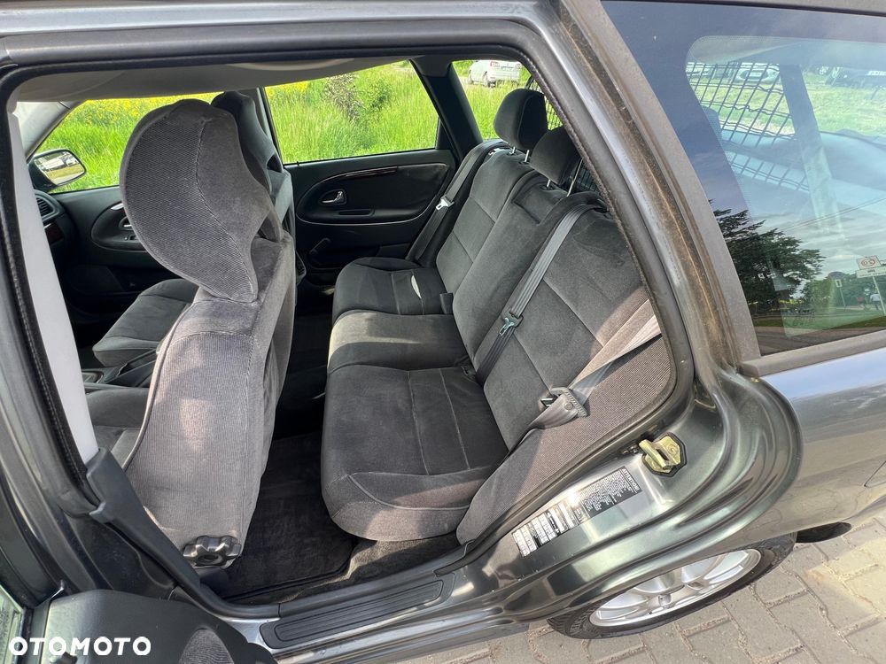 Volvo V40 - 26