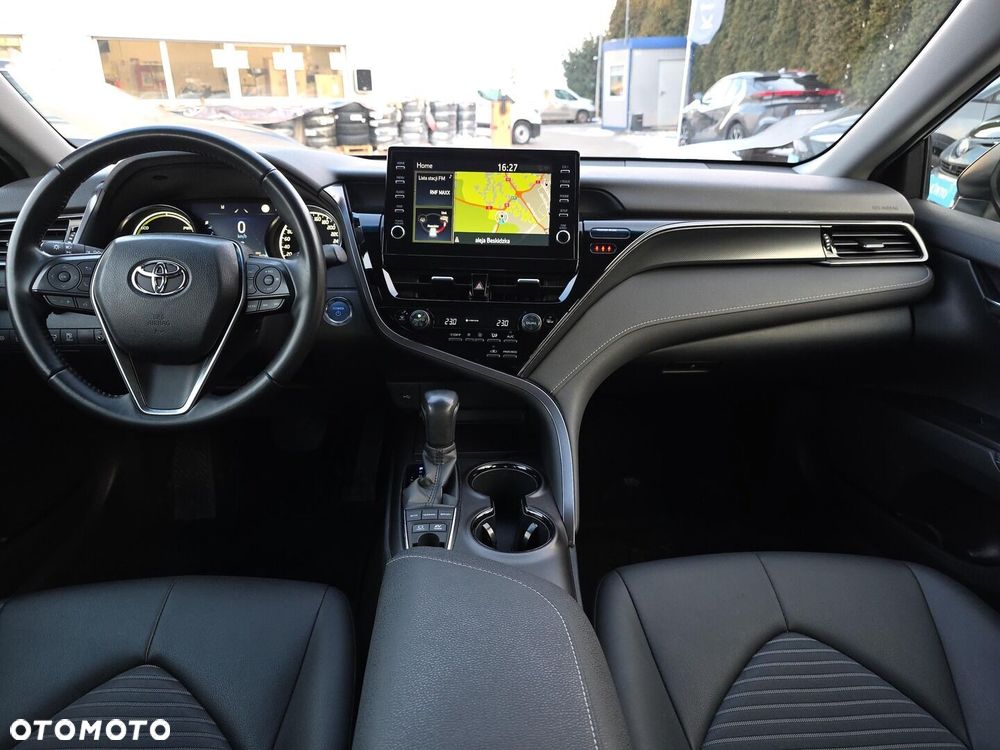 Toyota Camry 2.5 Hybrid Prestige CVT - 8