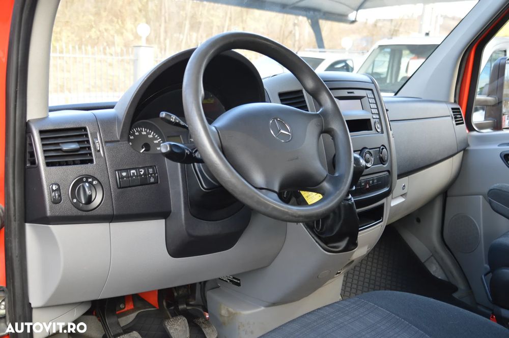 Mercedes-Benz SPRINTER 316 CDI Cabina Dubla 6 Locuri - 17