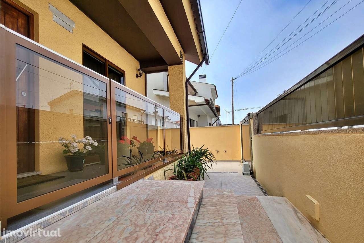 Moradia T4 Venda em Póvoa de Varzim, Beiriz e Argivai,Póvoa de Varzim - Grande imagem: 2/45