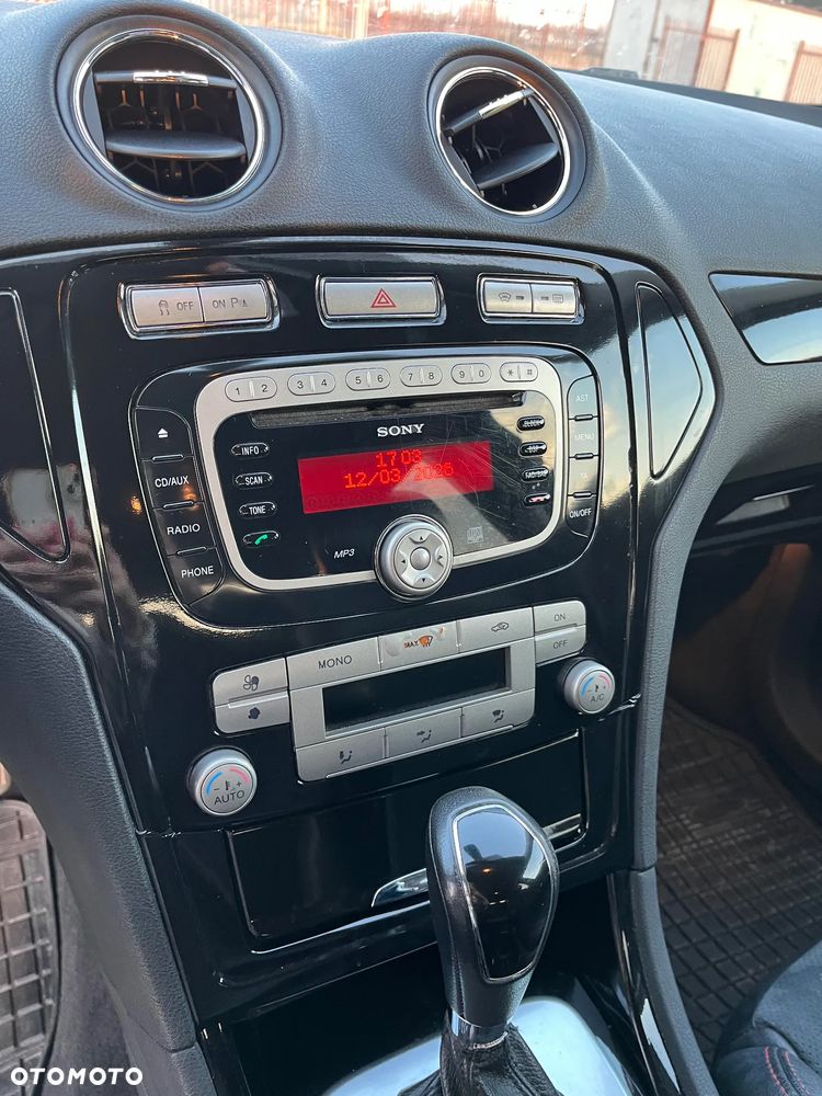 Ford Mondeo 2.0 TDCi Ghia - 9