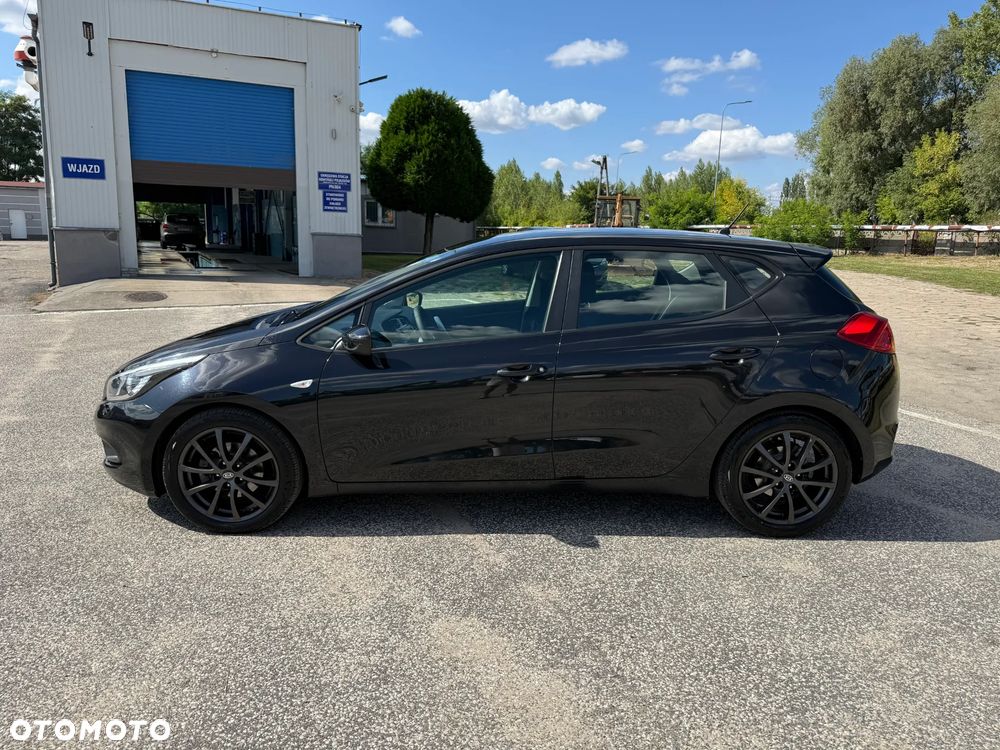 Kia Ceed 1.4 CVVT Dream Team Edition - 12