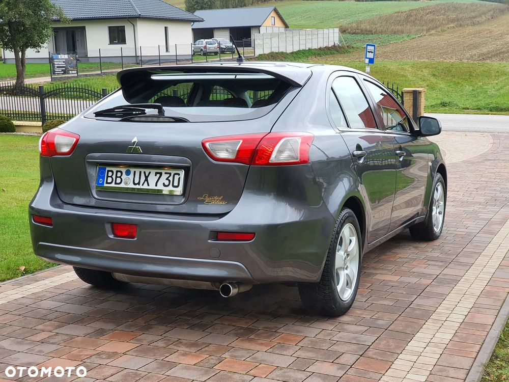 Mitsubishi Lancer 1.8 Invite - 9