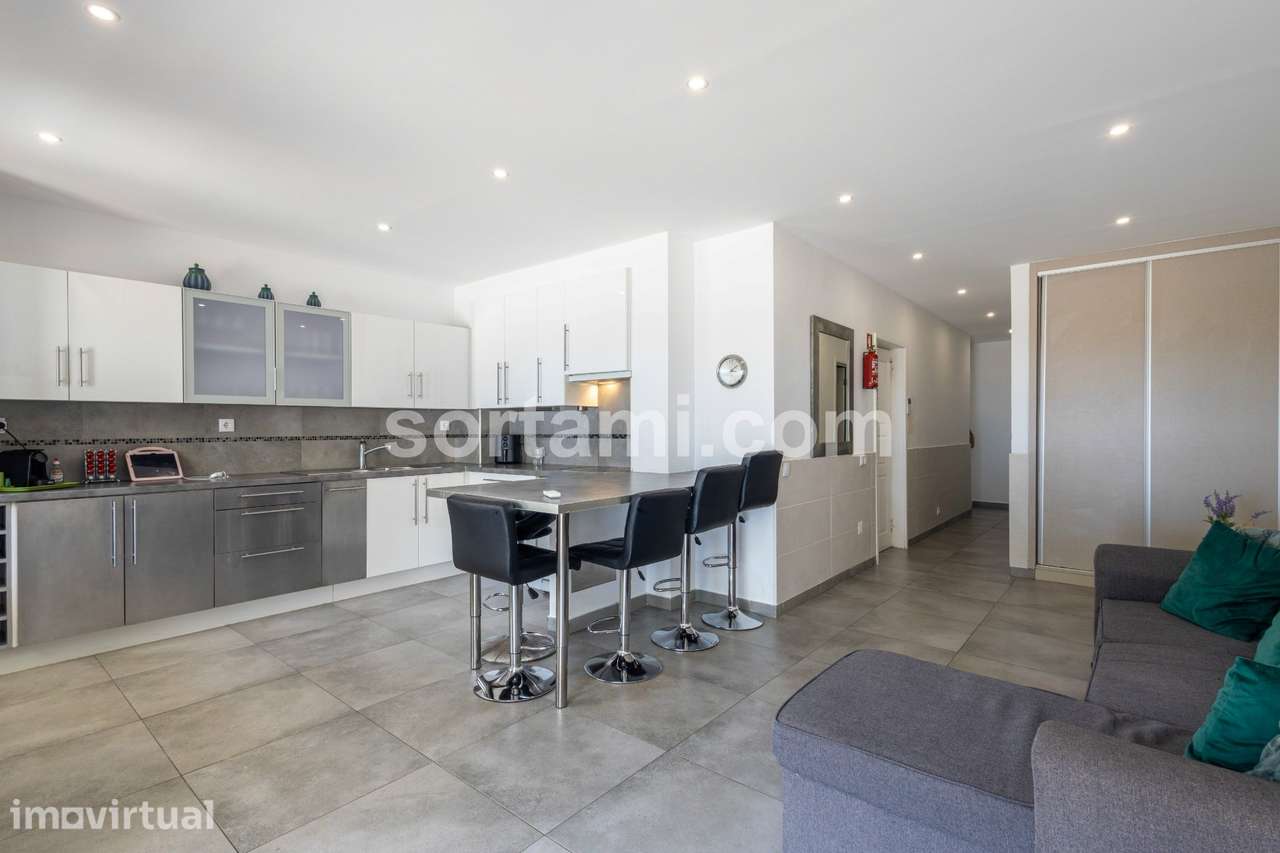 Apartamento T2 Venda em Quarteira,Loulé - Grande imagem: 5/17