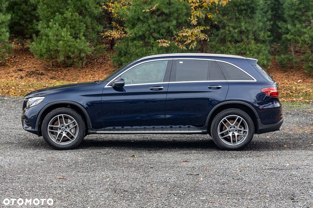 Mercedes-Benz GLC 300 4Matic 9G-TRONIC AMG Line - 4