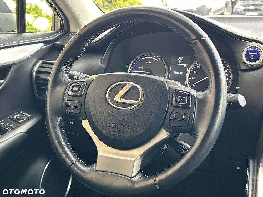 Lexus NX 300h Comfort AWD - 14
