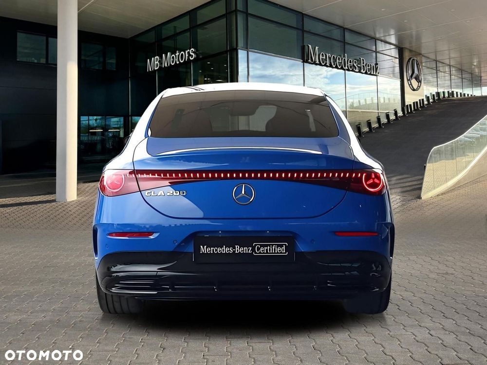 Mercedes-Benz CLA - 10