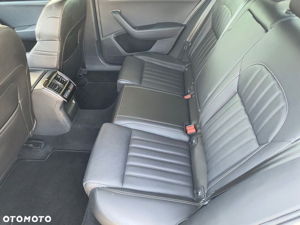Skoda Superb 2.0 TDI SCR 4x4 L&K DSG - 14