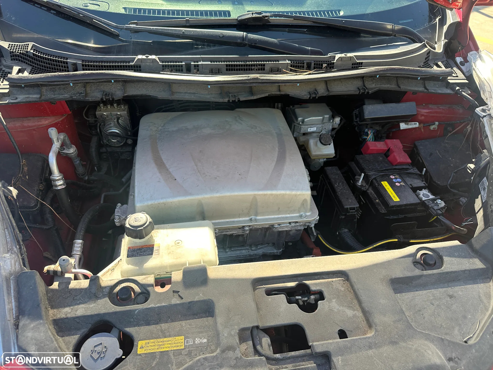 NISSAN LEAF DE 2017 (CENTRO DE ABATE) - 6