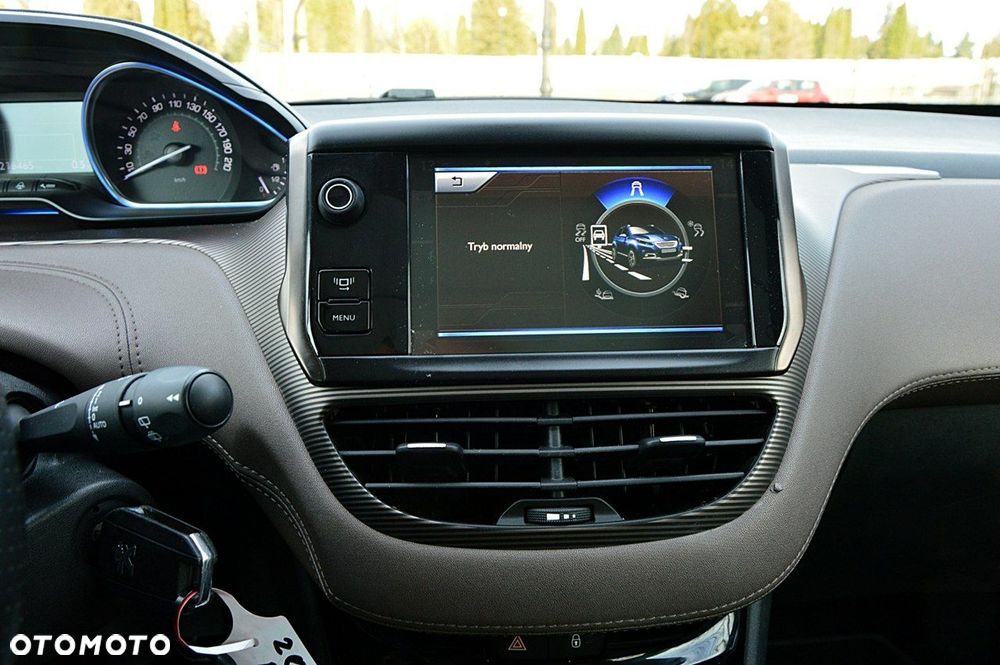 Peugeot 2008 120 VTI Allure - 35