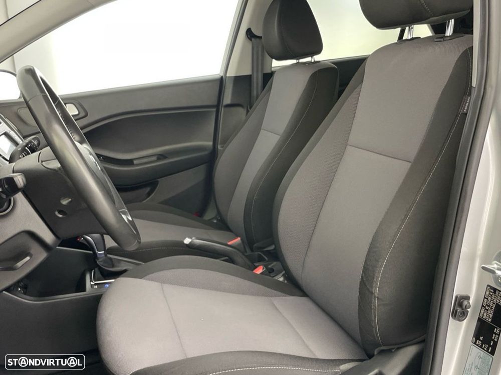 Hyundai i20 1.0 T-GDI Style DCT - 17