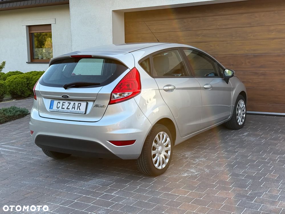 Ford Fiesta 1.25 Ghia EU5 - 5