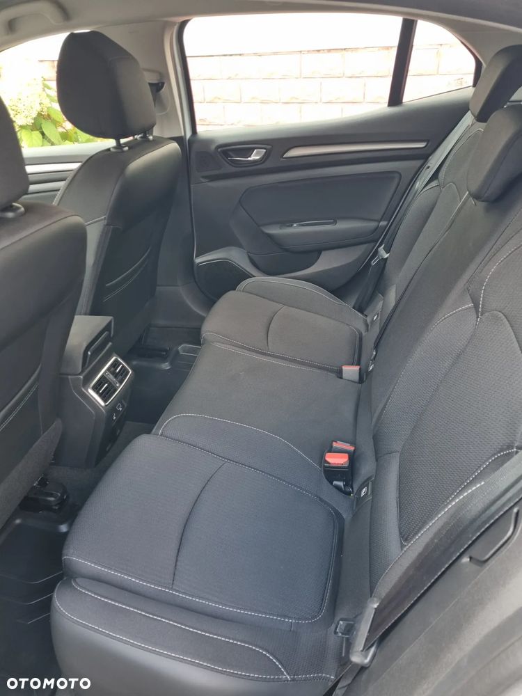 Renault Megane TCe 140 GPF ZEN - 9
