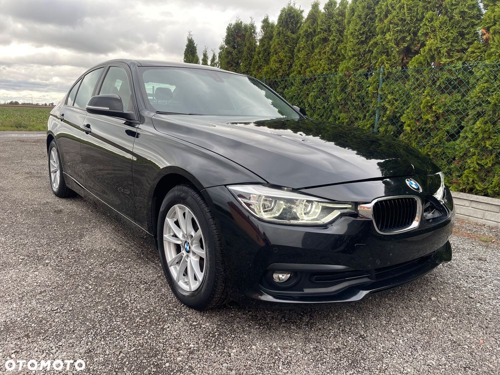BMW Seria 3 320d Sport Line - 1