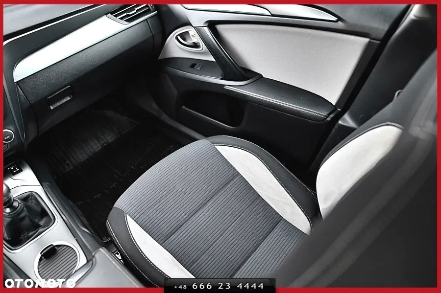 Toyota Avensis Touring Sports 1.6 D-4D Executive - 19
