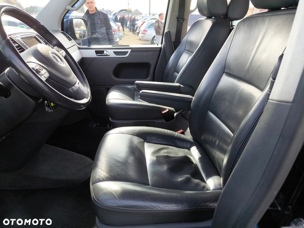 Volkswagen Multivan - 6