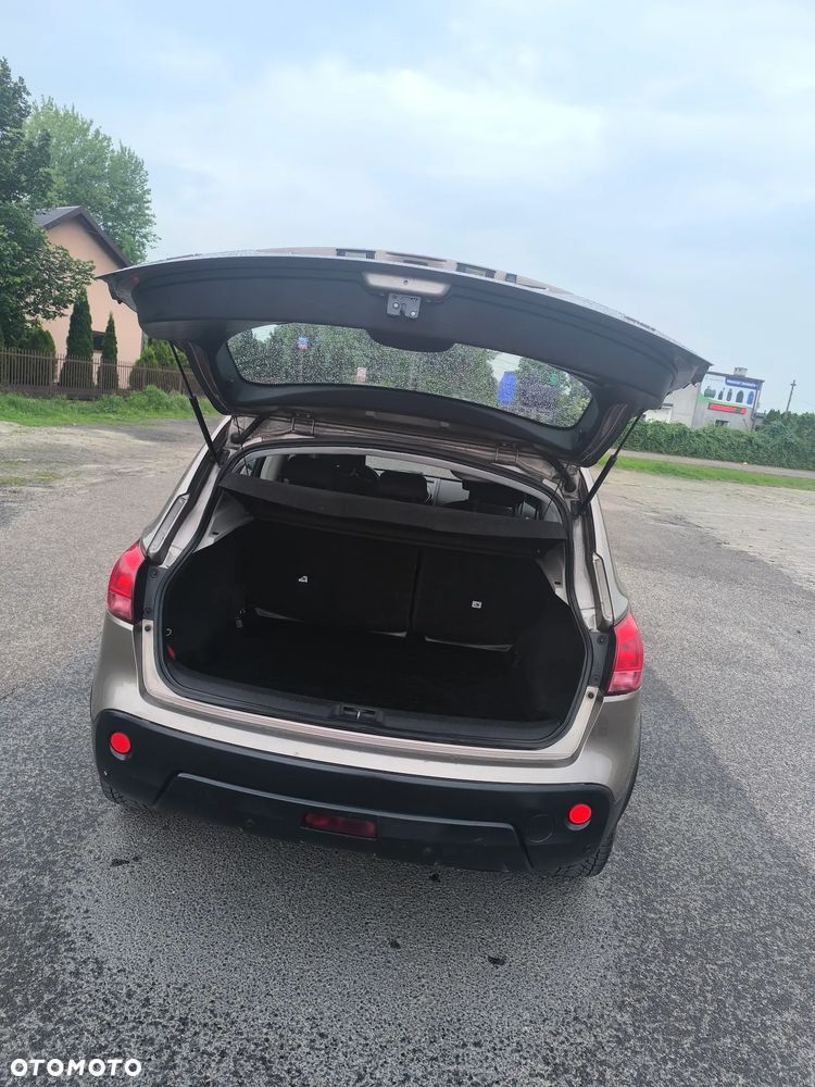 Nissan Qashqai 2.0 dCi 4x4 Acenta - 8
