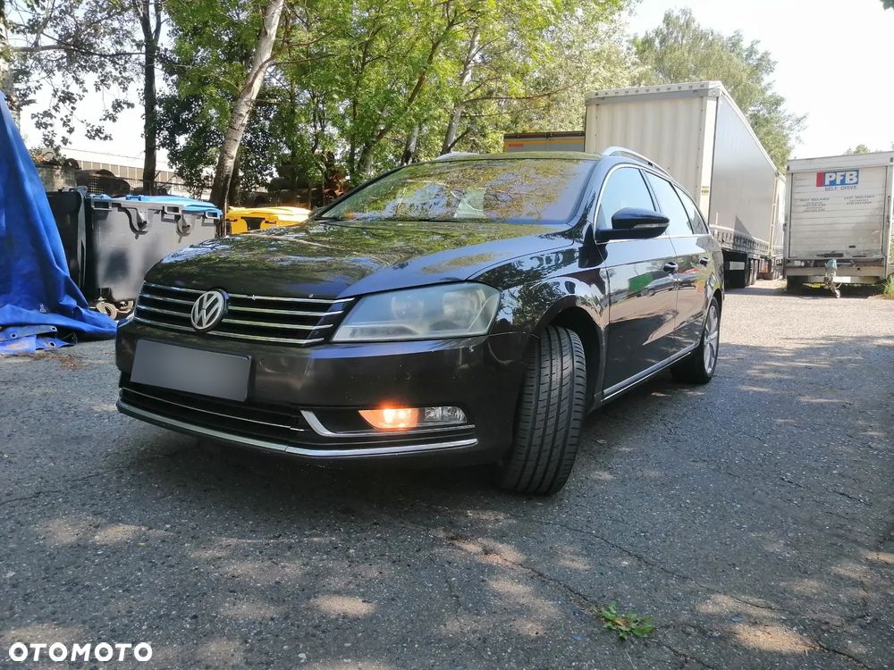 Volkswagen Passat 2.0 TDI Highline DSG - 2
