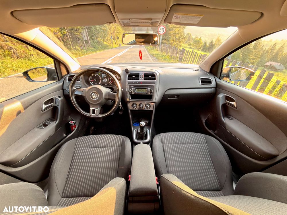 Volkswagen Polo 1.2 TSI Comfortline - 6