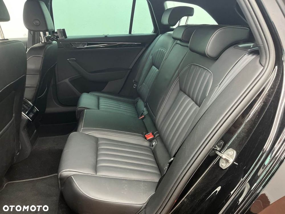Skoda Superb 2.0 TDI SCR 4x4 L&K DSG - 10