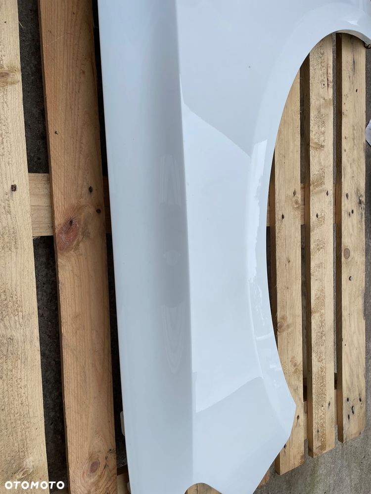 BŁOTNIK LEWY PRZÓD PRZEDNI AUDI Q5 I 8R0 BIAŁY - 14