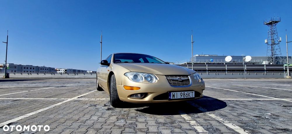 Chrysler 300M - 5