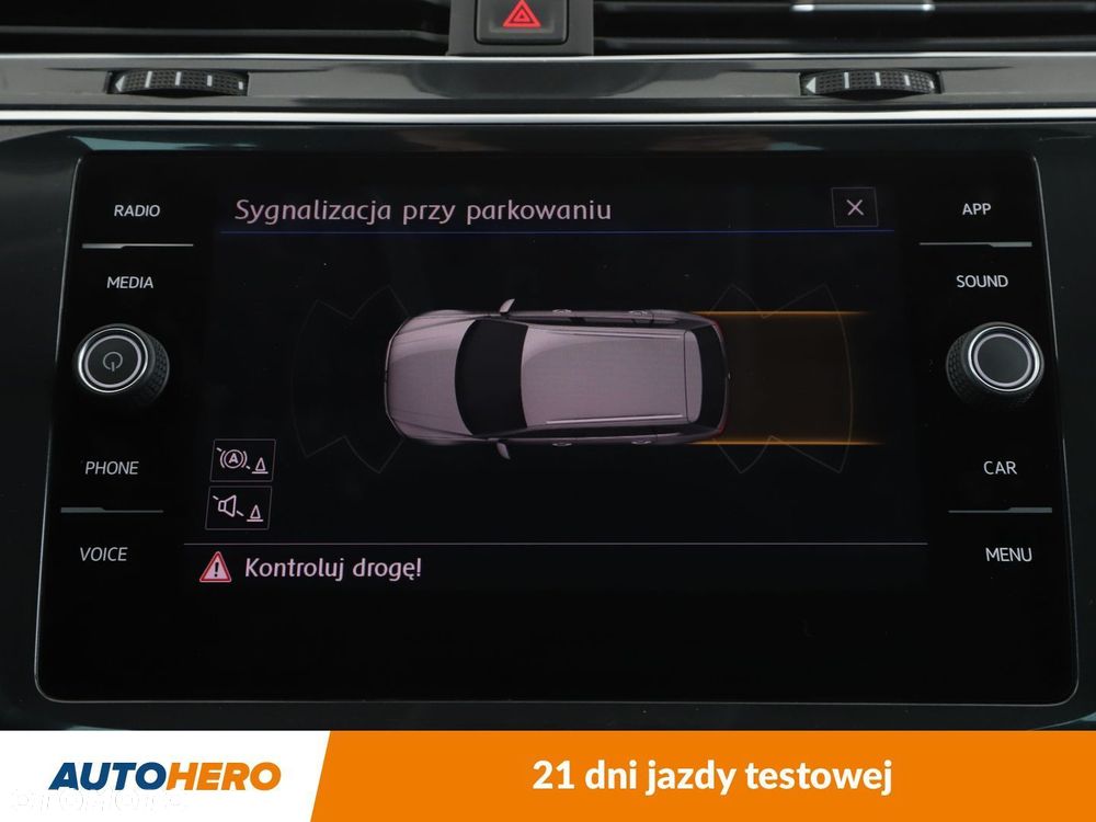 Volkswagen Tiguan - 24