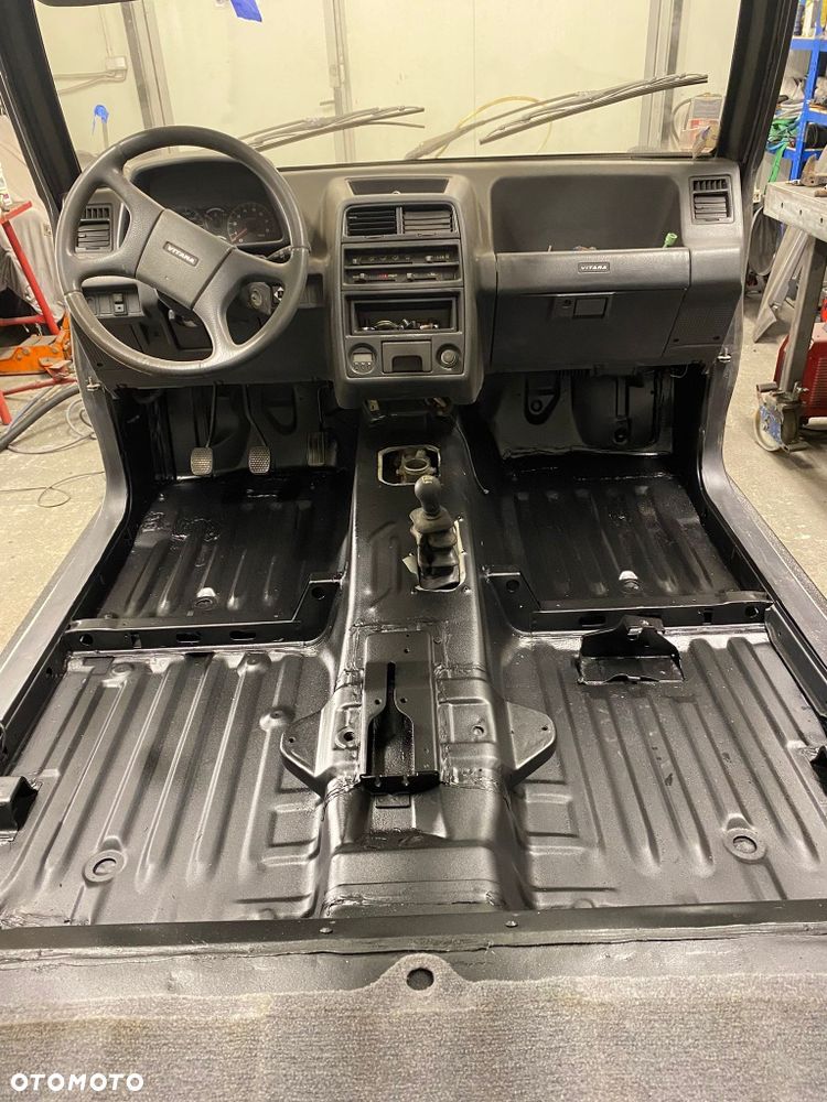 Suzuki Vitara - 6